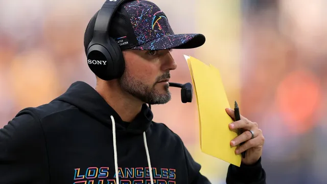 Ravens overhaul coaching staff under Jesse Minter