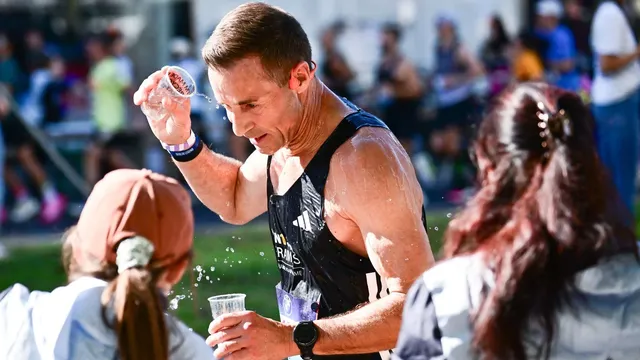 Television host Kai Pflaume and climate activist Luisa Neubauer participate in Berlin Marathon