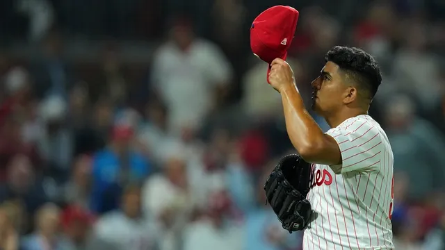 Blue Jays pursue All-Star Ranger Suárez for starting rotation