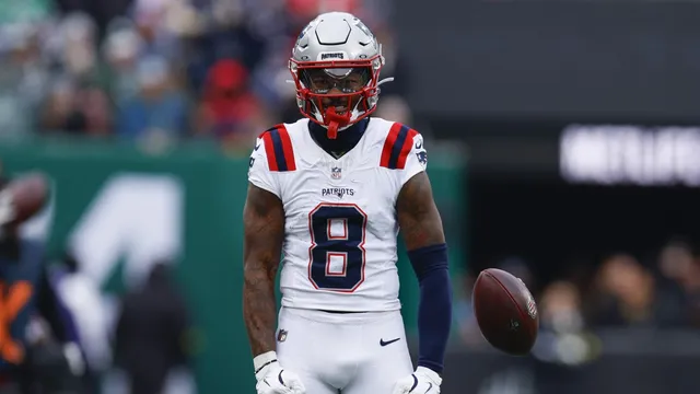 Stefon Diggs faces serious charges amid season with Patriots