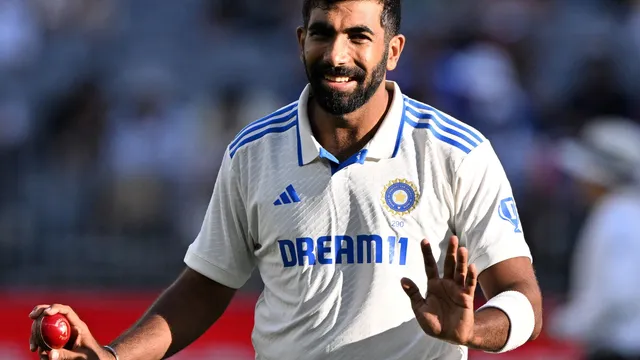 Travis Head praises Jasprit Bumrah as a fast bowling legend