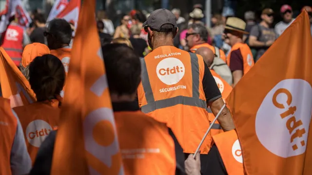 French civil servants and students protest against budget cuts ahead of 2027 budget presentation