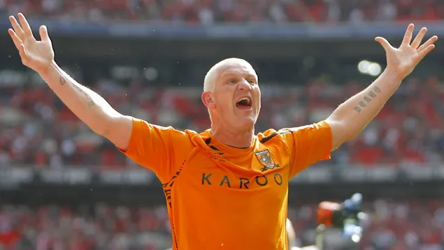 Dean Windass battles dementia at 55 after heading balls in football