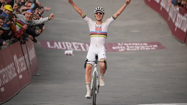 George Russell picks Verstappen and Leclerc as rivals for 2026 title