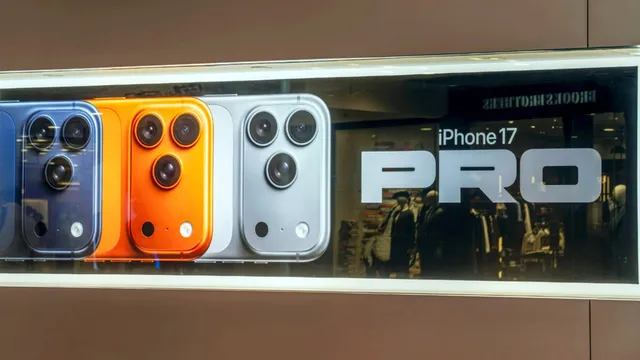 Apple surpasses Samsung as smartphone market leader in 2025