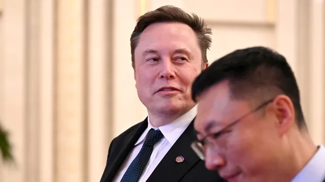 Elon Musk becomes first trillionaire after SpaceX's record IPO