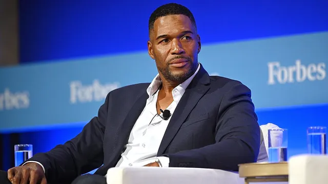 Michael Strahan slams Kirk Cousins after Falcons benching
