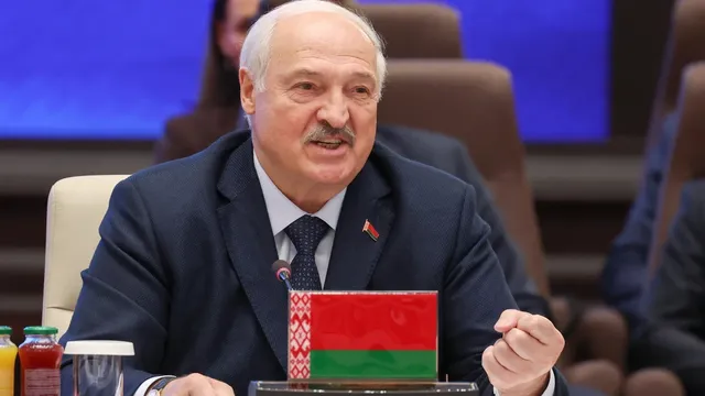 Belarus President Alexander Lukashenko pardons 15 prisoners after talks with US envoy John Coale