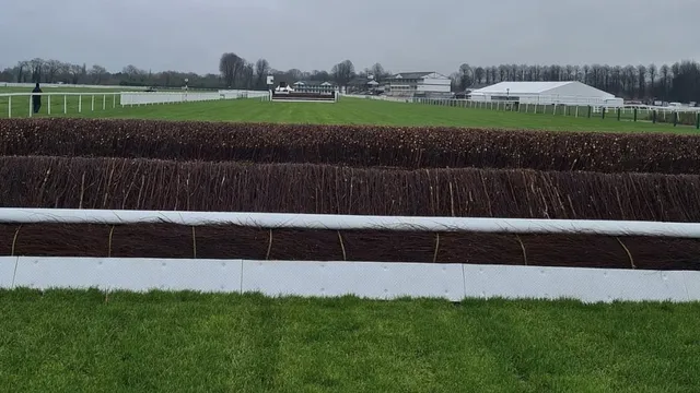 Nicky Henderson rejoices as National Hunt racing returns to Windsor after 20 years