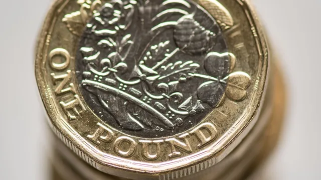 Savings rates hit two-year low despite record product choice