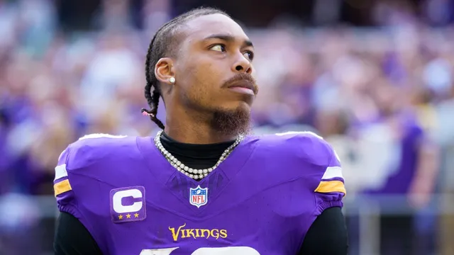 Packers defense dominates Vikings in decisive victory