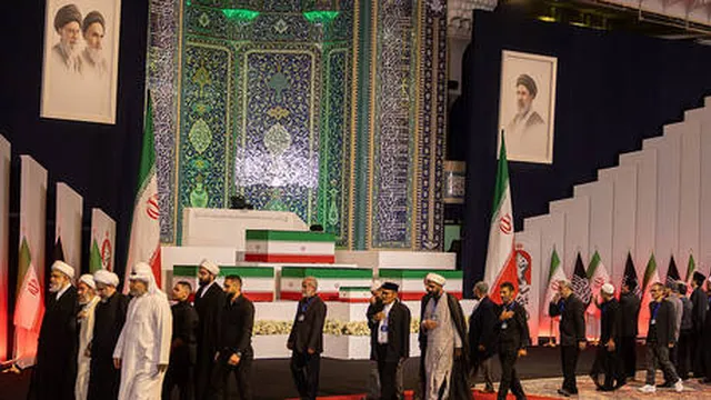 Iran demonstrates resilience amid US and Israeli military campaign