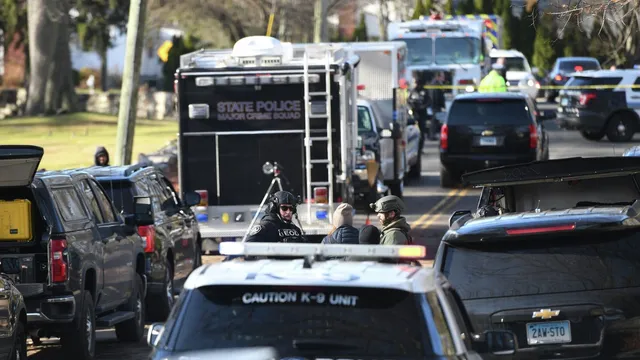 Connecticut police discover body and explosives after deadly standoff