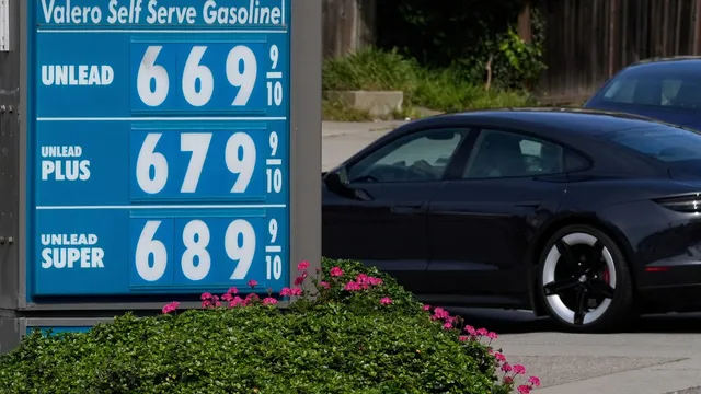 Ceasefire will likely do nothing to reduce gas prices, expert warns
