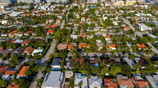 Florida's housing market struggles despite $137 billion wealth influx