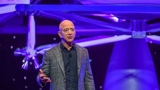 Bezos sees opportunity in Trump-Musk feud to gain government contracts