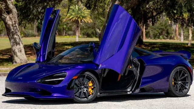 McLaren unveils Artura spider with state-of-the-art carbon chassis