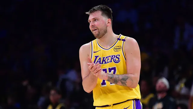 Mark Walter purchases controlling interest in the Los Angeles Lakers for record $10 billion