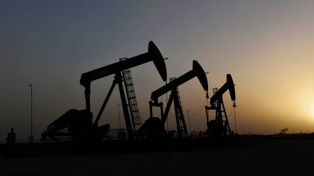 Los Angeles City Council bans oil and gas extraction, but court overturns measure