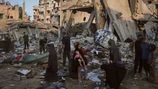 Trump announces deal for Hamas disarmament and Israeli withdrawal