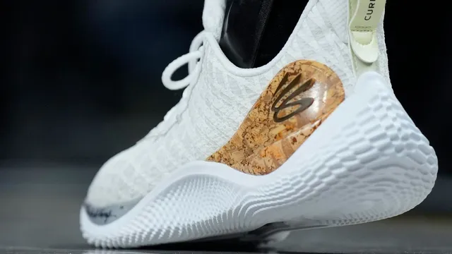 Under Armour partners with music mogul Larry Jackson for Stephen Curry's campaign