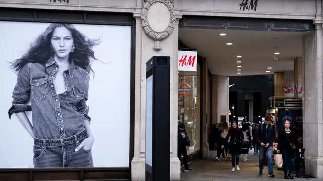 H&M struggles as late Black Friday and shipping issues hit sales