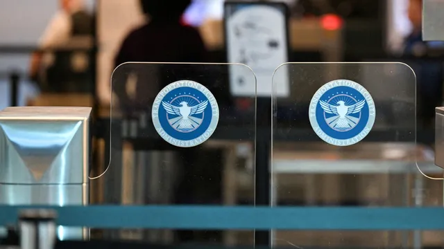 DHS shutdown causes long lines and missed flights at major airports