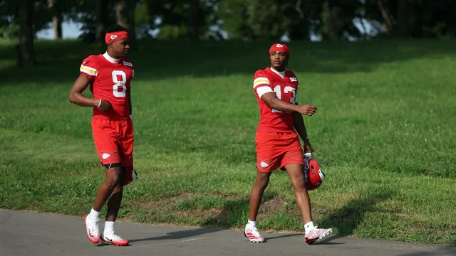 Cyrus Allen suffers concerning knee injury during Chiefs practice