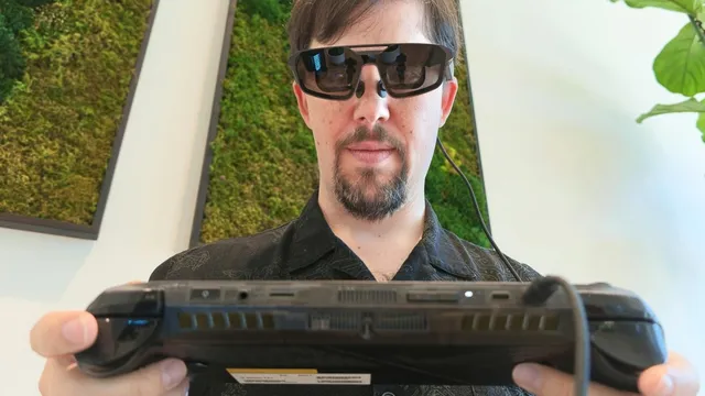 Asus confirms standalone OLED Xbox Ally X20 release