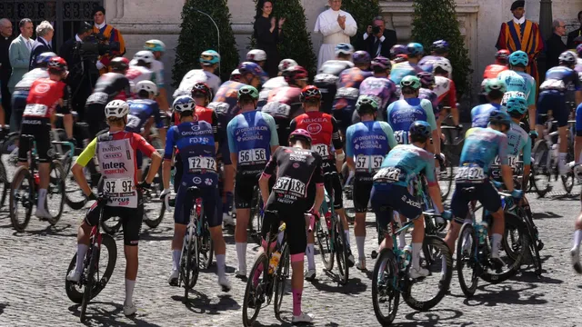 Pope Leo XIV blesses cyclists in historic Giro d'Italia Vatican event