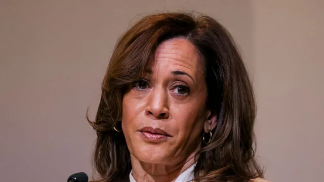 Andrew Schulz exposes Kamala Harris's campaign for allegedly lying about podcast outreach