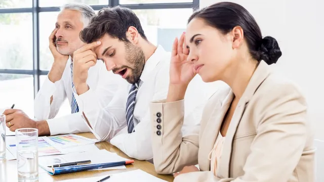 Worker engagement plummets as AI anxiety rises