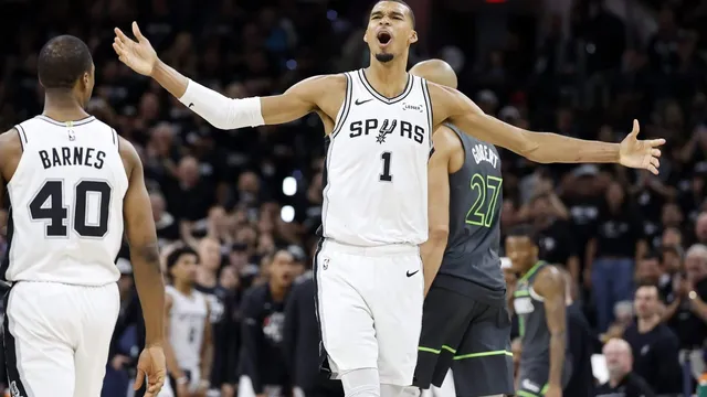 Spurs dominate Timberwolves to even series in Game 2