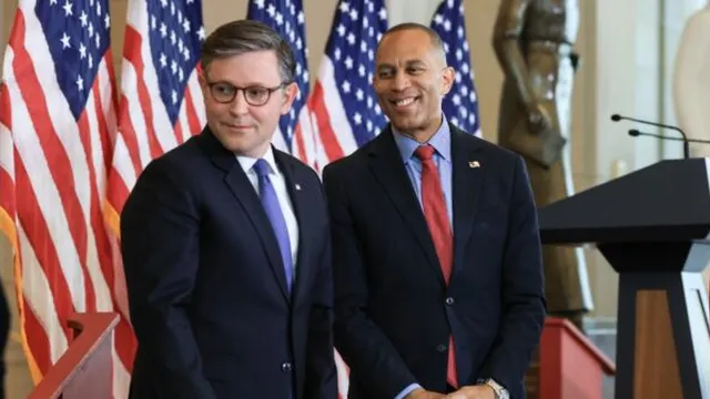 Americans prepare for midterm elections impacting Congress control