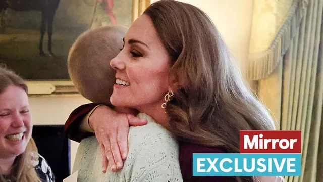 Teen photographer Liz Hatton dies after meeting Kate Middleton