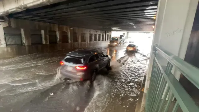 Severe storms disrupt air travel in Colorado with heavy hail and wind