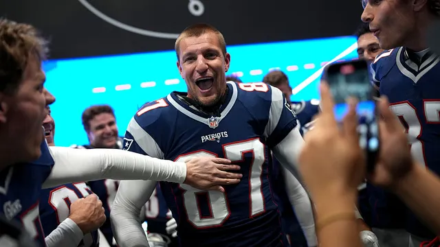 Gronk predicts Super Bowl LX replicates classic game finish