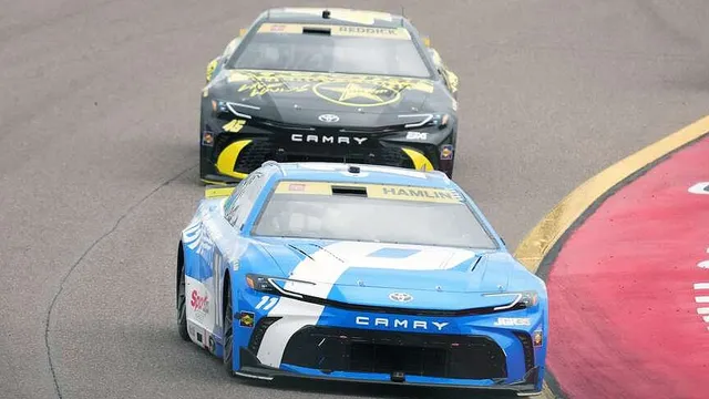 Tyler Reddick wins sixth NASCAR race at Phoenix Raceway