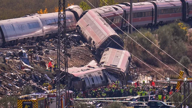 Two high-speed trains collide in Spain, resulting in at least 39 fatalities and many injuries