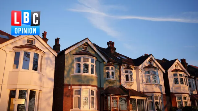 Simon Harris criticizes councils for inaction on housing crisis