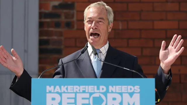 Nigel Farage warns Restore voters of left-wing PM threat