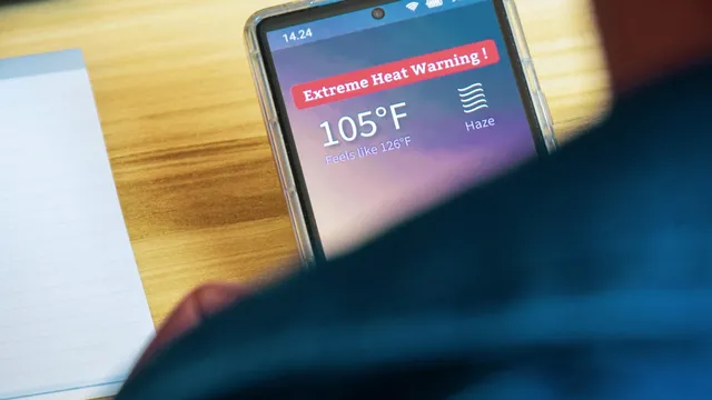 Summer heat damages smartphone batteries and reduces capacity
