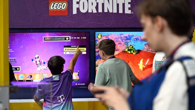Epic Games sues Google and Samsung over app store exclusion