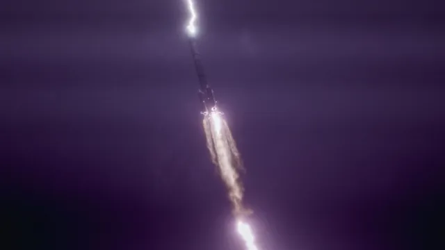 Chinese rocket survives lightning strike and completes mission successfully