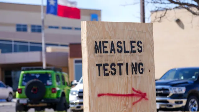 U.S. measles outbreak reaches 800 confirmed cases across multiple states