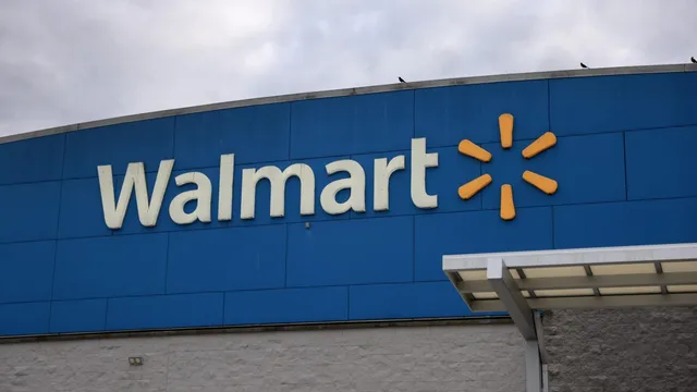 Walmart attracts wealthy shoppers amid rising prices for lower-income households