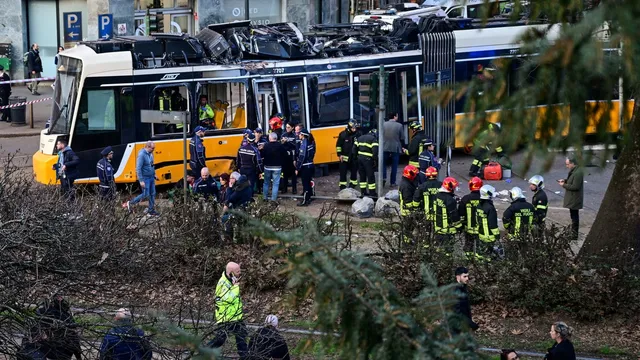 Tram derailment in Milan kills two and injures many