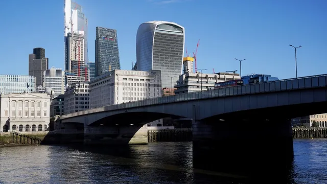 FTSE 100 climbs as dollar falls and pound strengthens