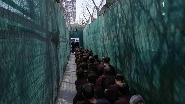 Iraq refuses Syria's request to return 4,000 suspected Islamic State prisoners