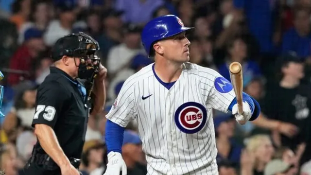 Alex Bregman leads Cubs to record nine home runs in rout of Brewers